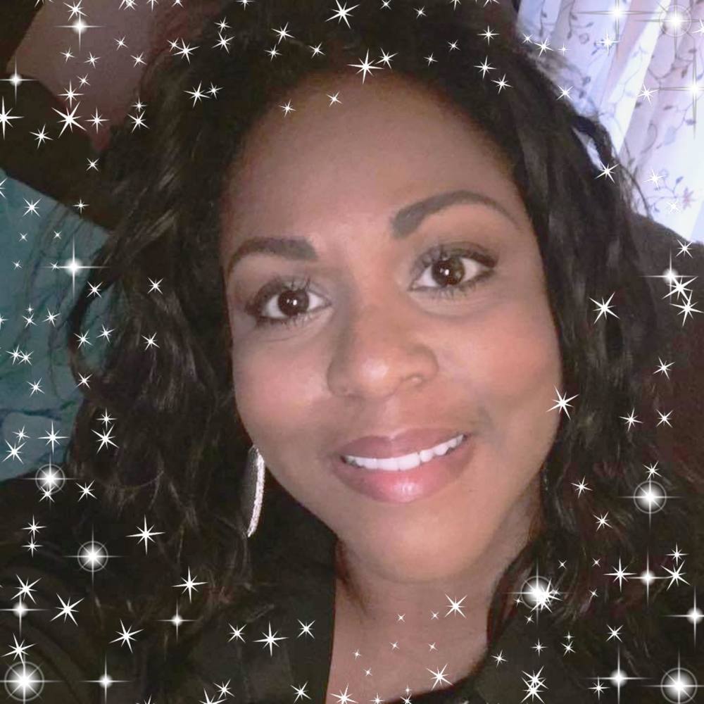 Meet your Posher, Michele